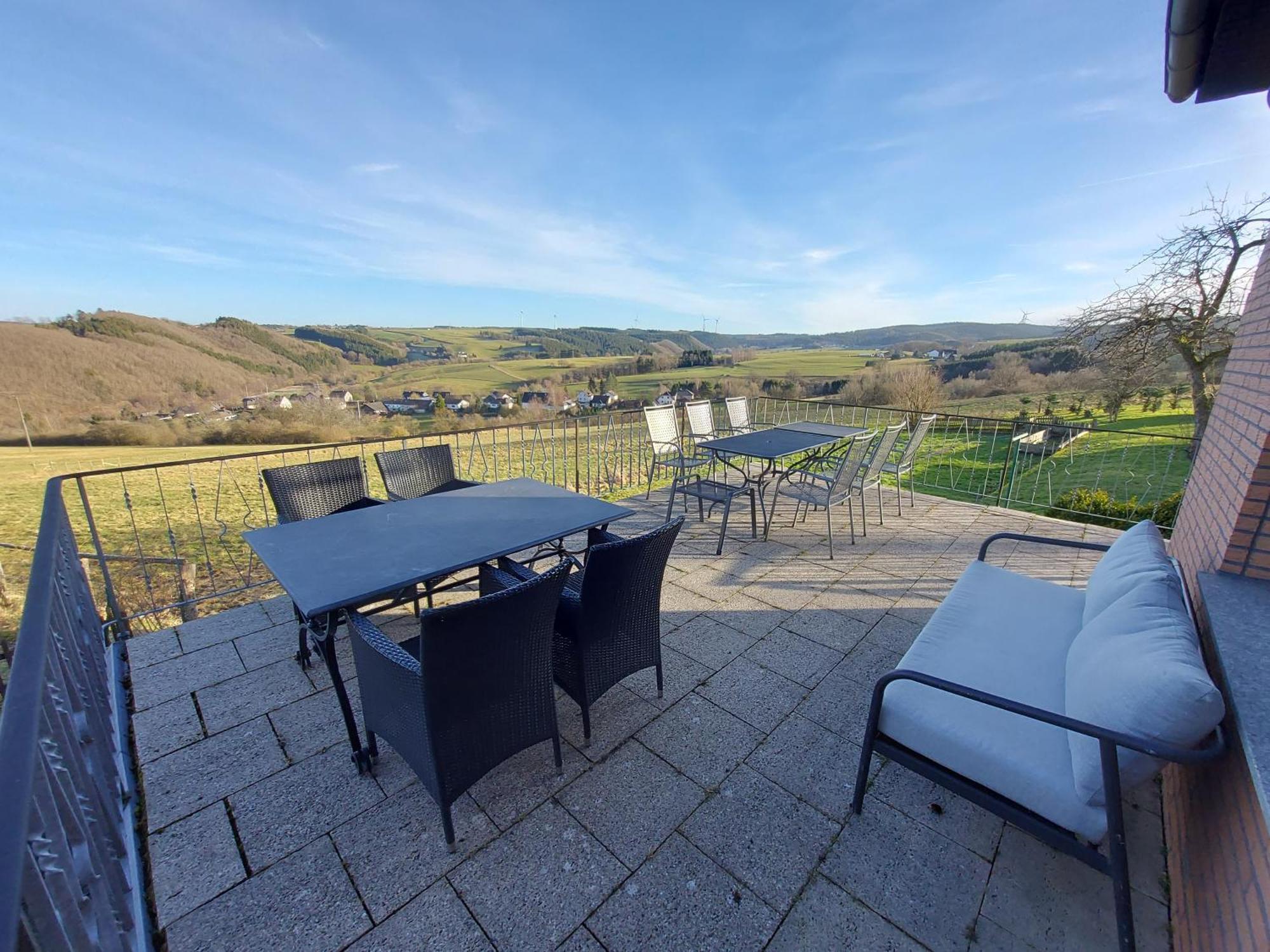 Ferienhaus Hescheld With Private Jacuzzi Hellenthal Exterior foto